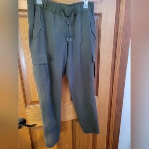 LULULEMON Ready Set Cargo Travel Pant Olive Green Sz 8